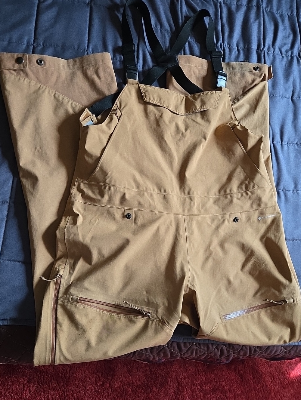 FlyLow Tan Bibs